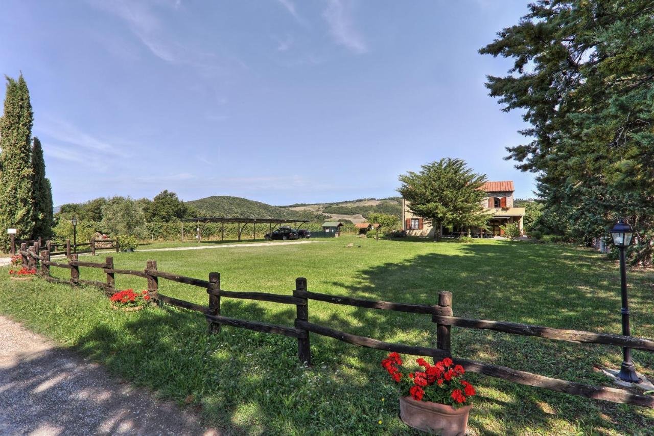Appartamento Uva - Agriturismo Le Selvole Pomarance Exterior photo